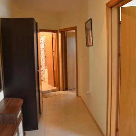 Apartament Iris Sweti Konstantin i Sweta Elena